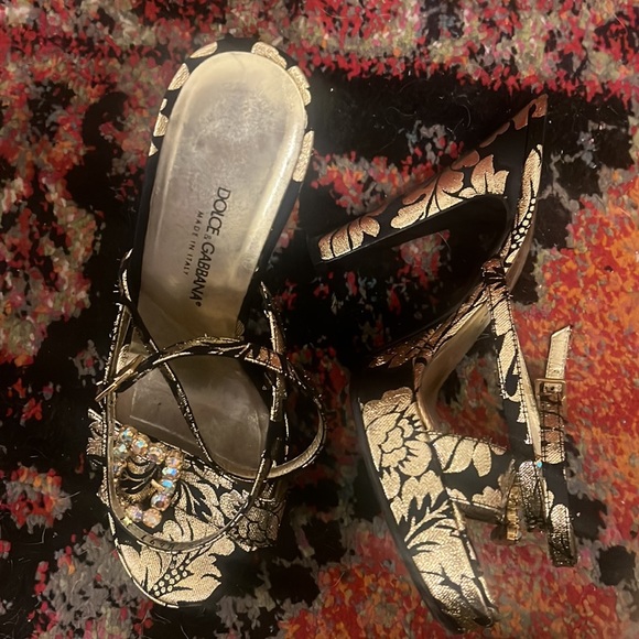 Dolce&Gabbana runway brocade platform and diamanté shoes - Picture 2 of 8